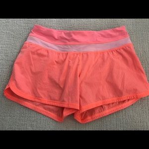 Lululemon shorts size 6